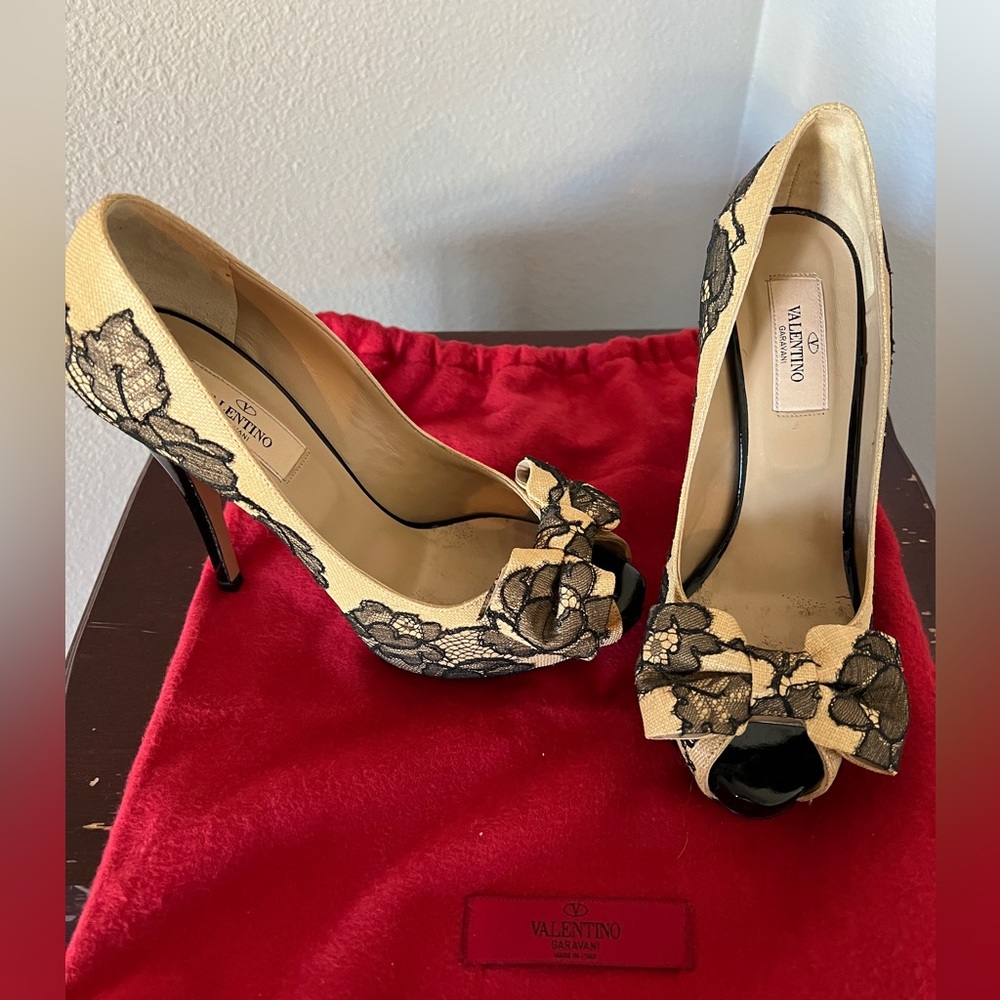 Valentino Pumps